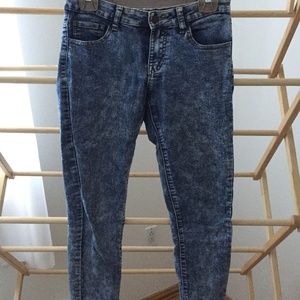 7/8 distressed jeans